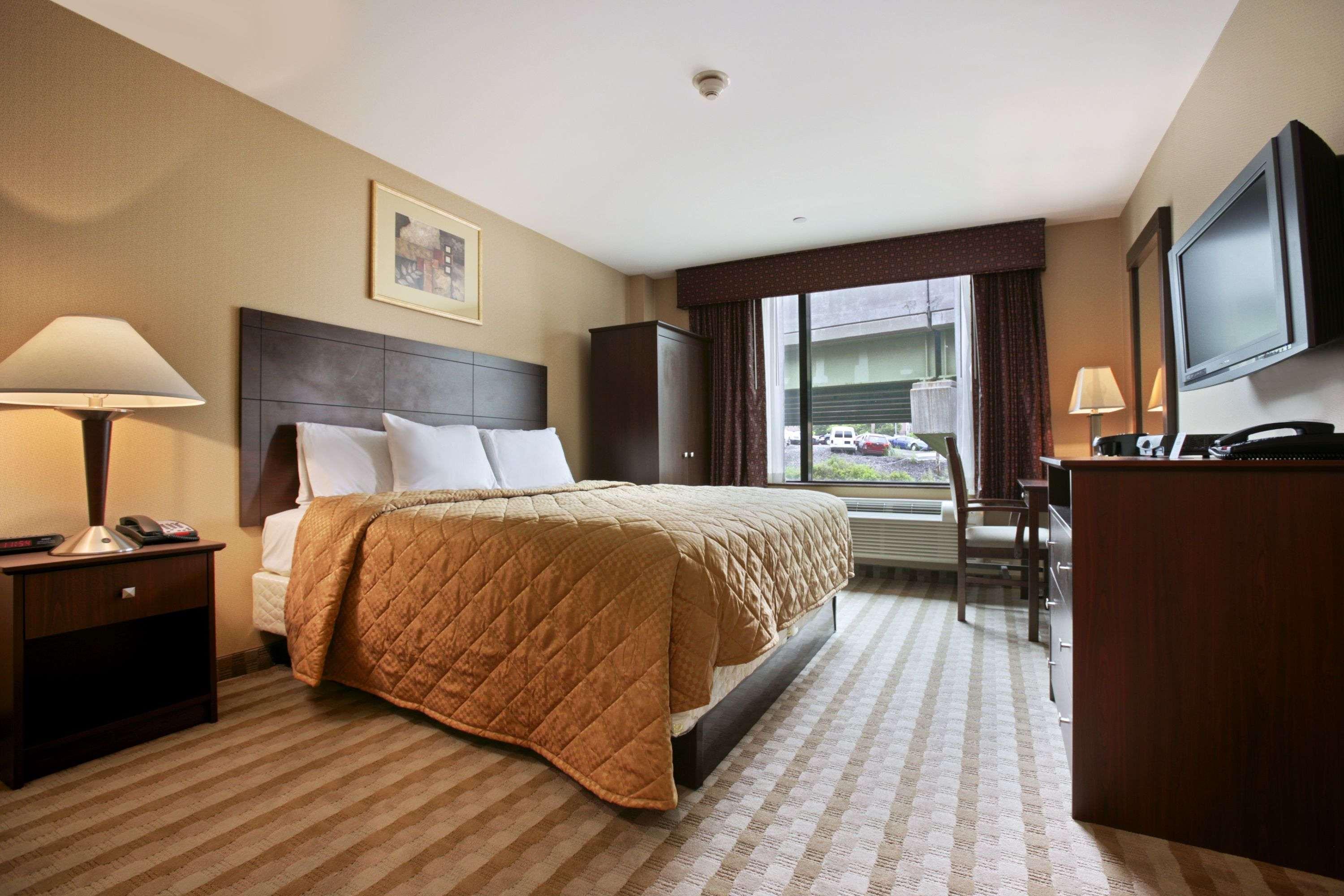Days Inn Bronx New York Eksteriør billede